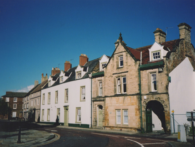 <h2>THE ELM’S AND KING’S LODGE, MARKET PLACE</h2><p class='caption'>Copyright Steve Humphrey</p>